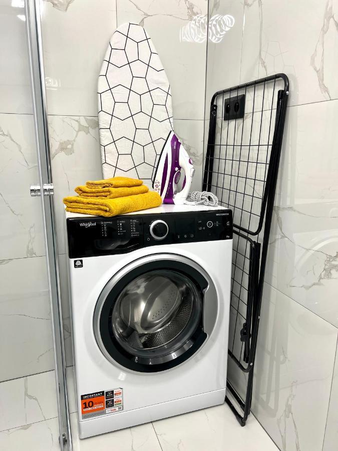 Apartment R&L Lazovna Apt 1 - Old Town And Parking Банска бистрица Екстериор снимка